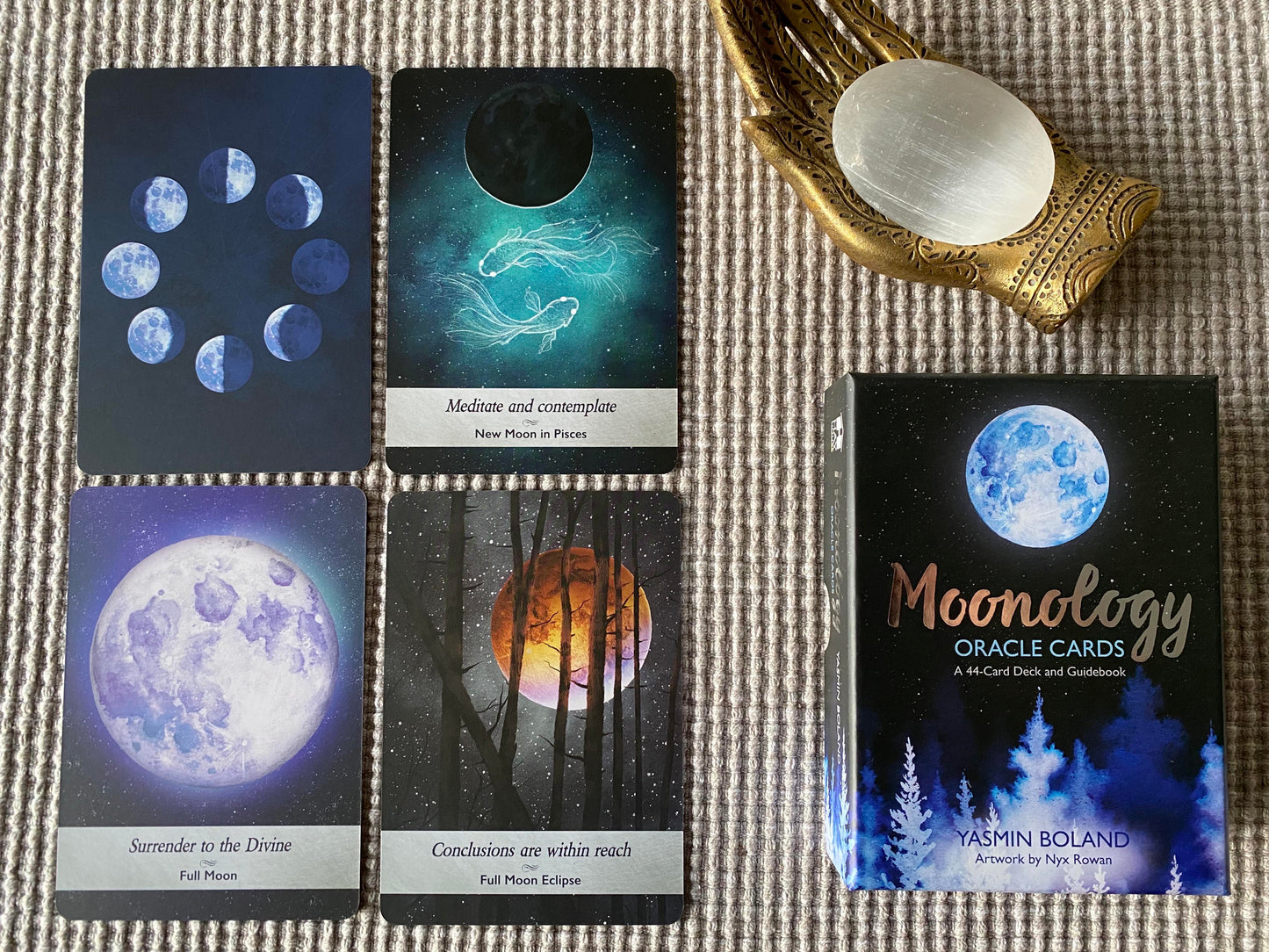 Moonology Tarot Deck